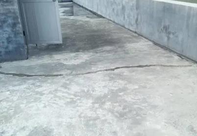 平安楼顶漏水维修公司分享下如何解决卫生间隐蔽部位漏水的问题?